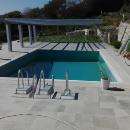 Fourniture et pose de liner pour piscine : choix de matériaux et processus d'installation Louviers